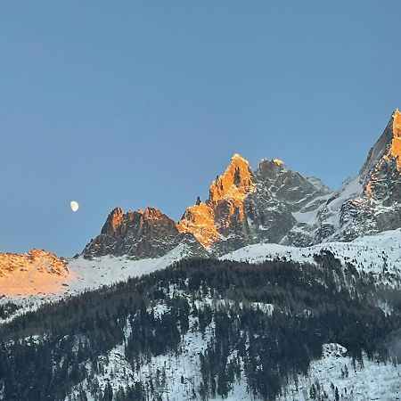 Appartement L'aiguille de L'M à Chamonix Extérieur photo